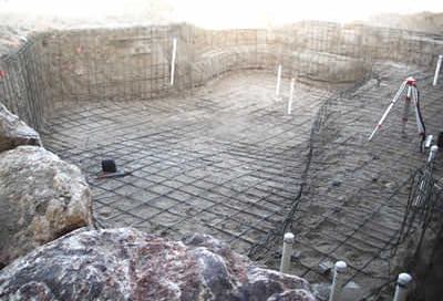rebar tie in swimming pool construction